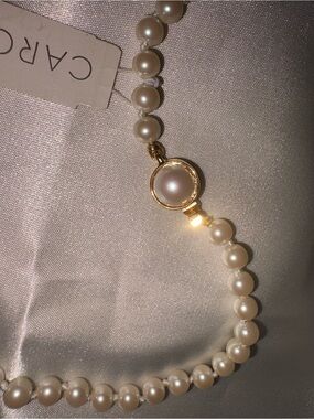Vintage Carolee Ivory Pearl Necklace with Gold-Tone Round Accent